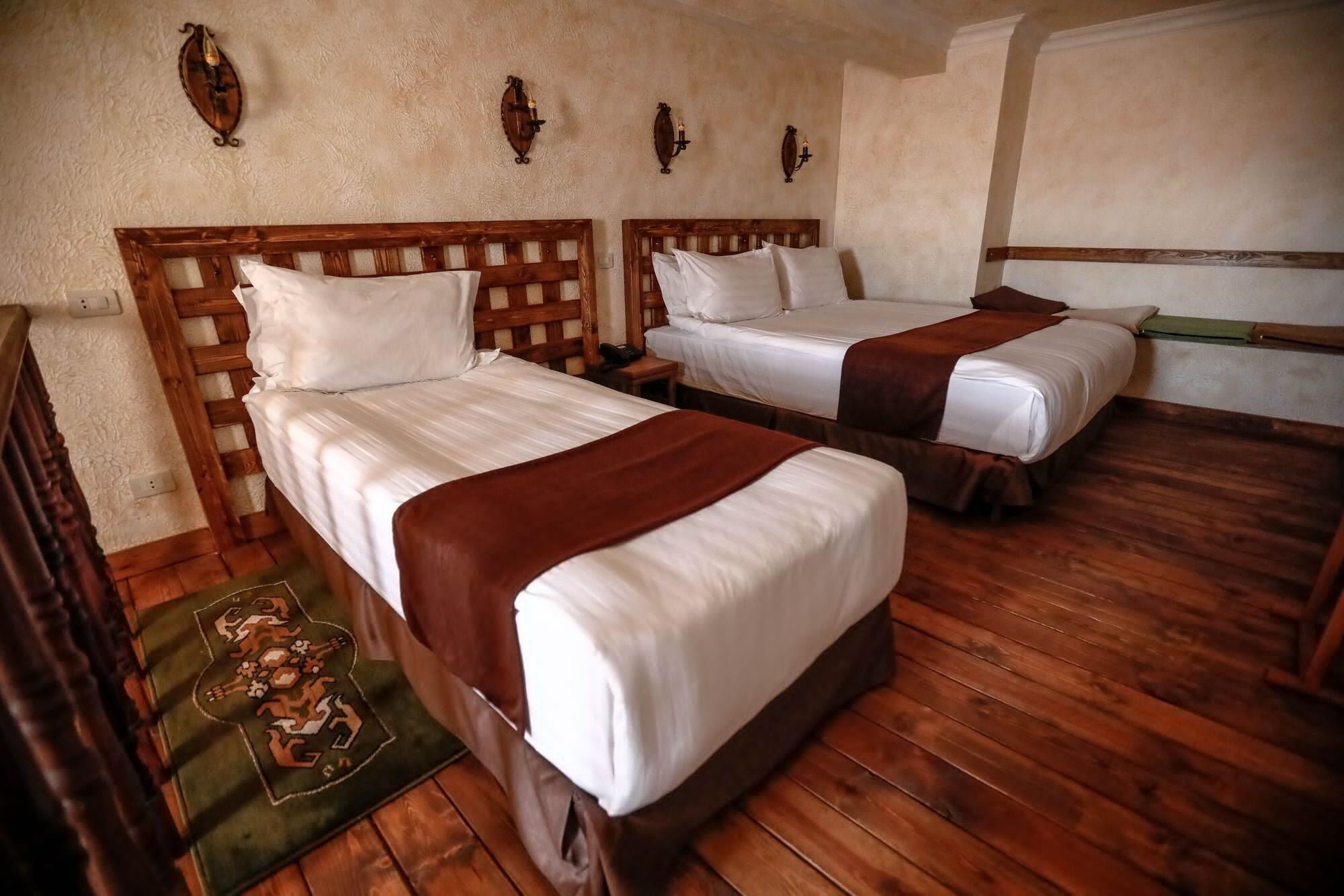 Caucasus Hotel Kasagh Exterior foto A guest room at the resort