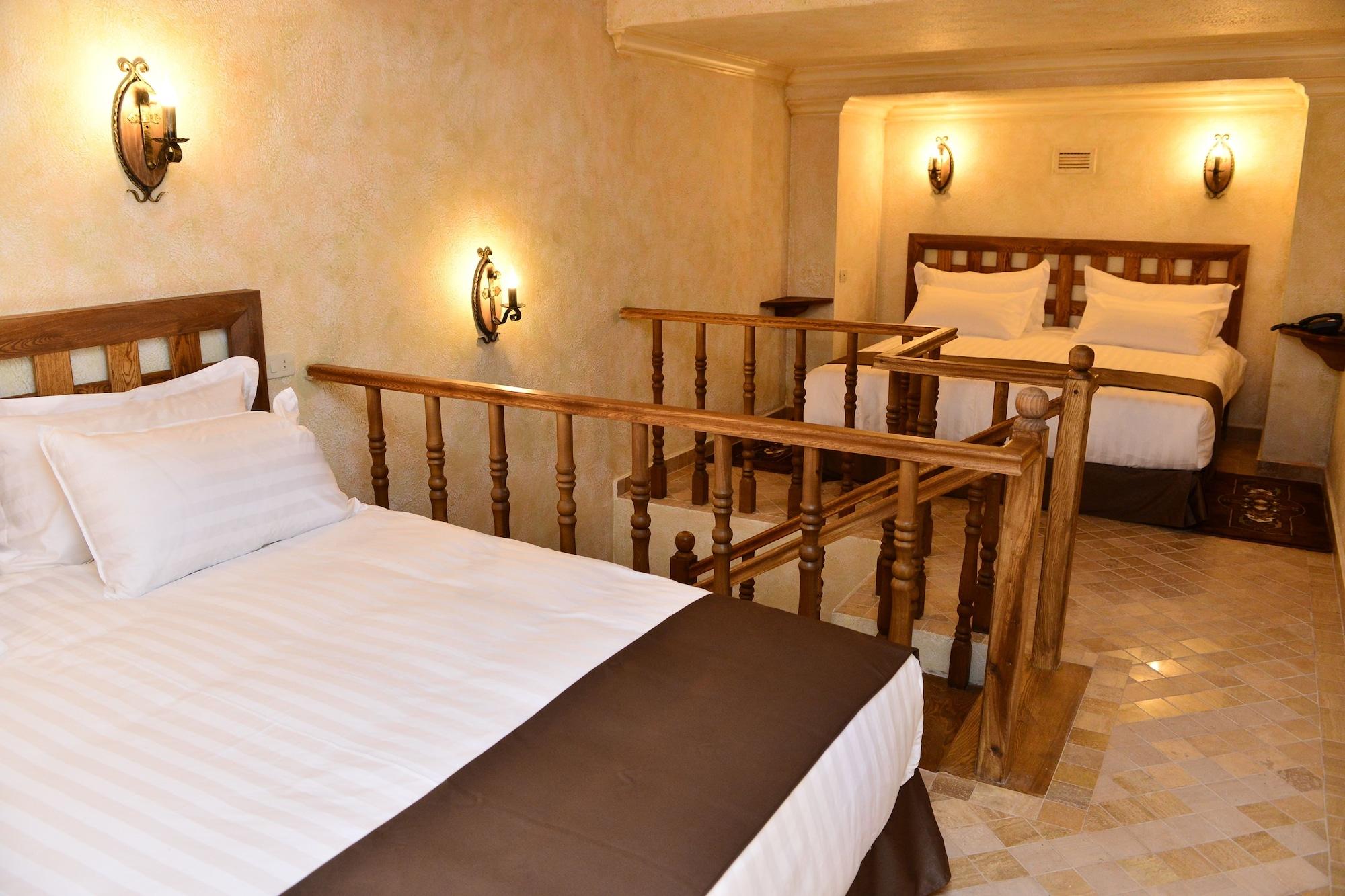 Caucasus Hotel Kasagh Exterior foto Family room